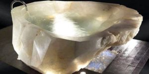 $1,000,000 bathtub cut from a single piece of quartz.