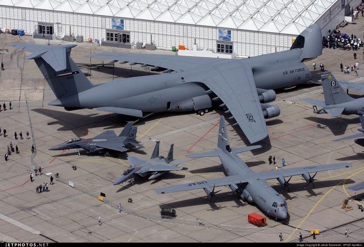 This is how huge the C-5 Galaxy is (C-130 for scale)
