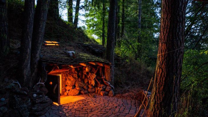 Underground cabin in Oregon