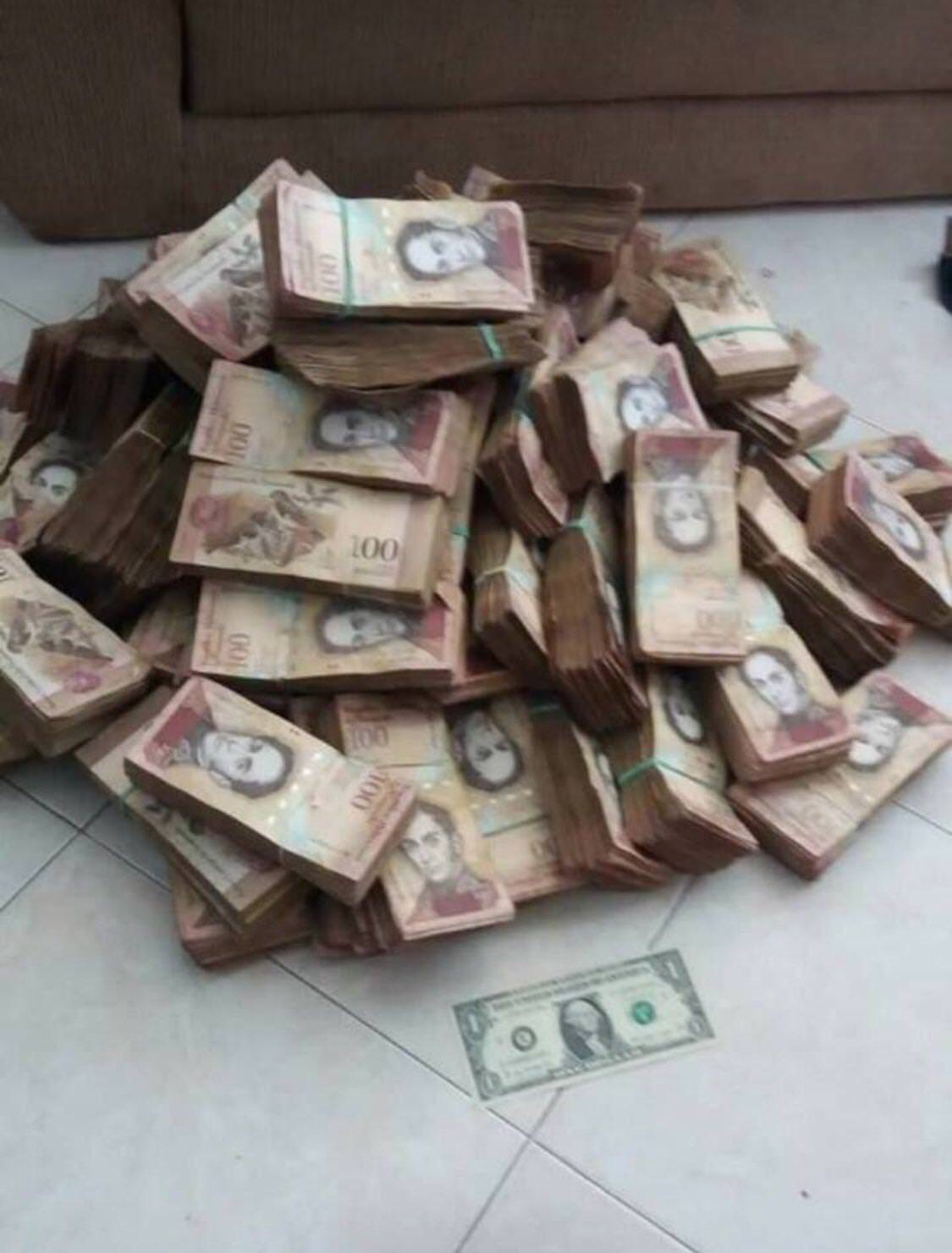 This pile of cash is the Venezuelan equivalent of one US dollar.