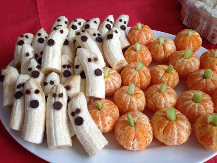 Orange pumpkins and banana ghosts!