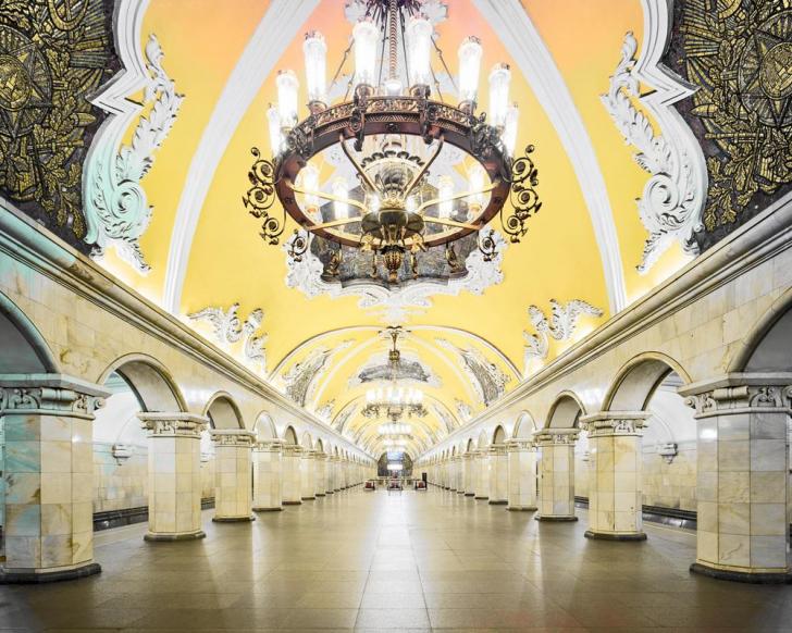 Subway in Russia is glamorous AF