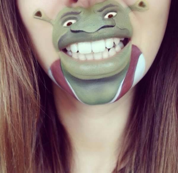 Shrek lips