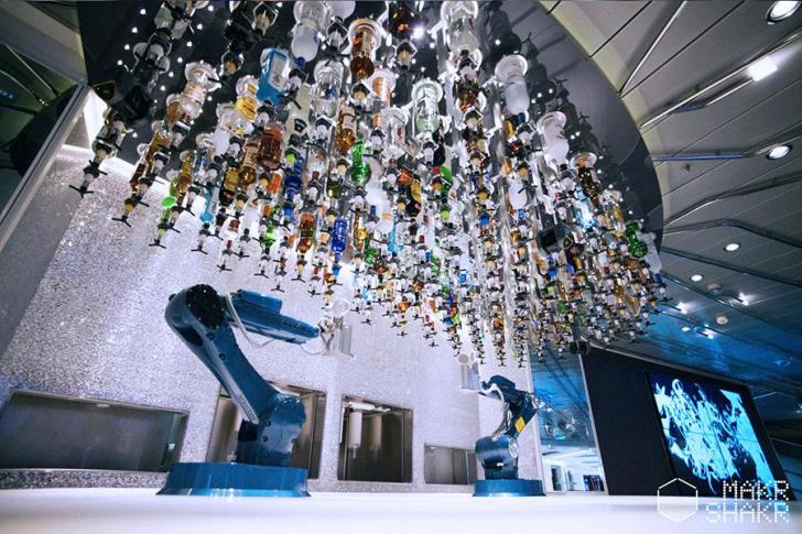 A fully robotic bar in Italy.