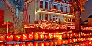 House in West Virginia displays circa 3,000 jack-o’-lanterns.