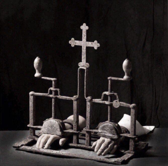 This mechanism invented by priests in the 15th century to break arms of scientists, artists and sculptors who were deemed heretics.