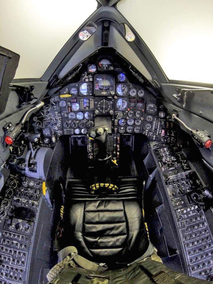 Cockpit of SR-71 Blackbird