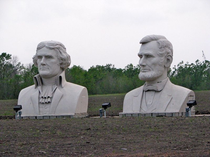 Abandoned busts of US presidents