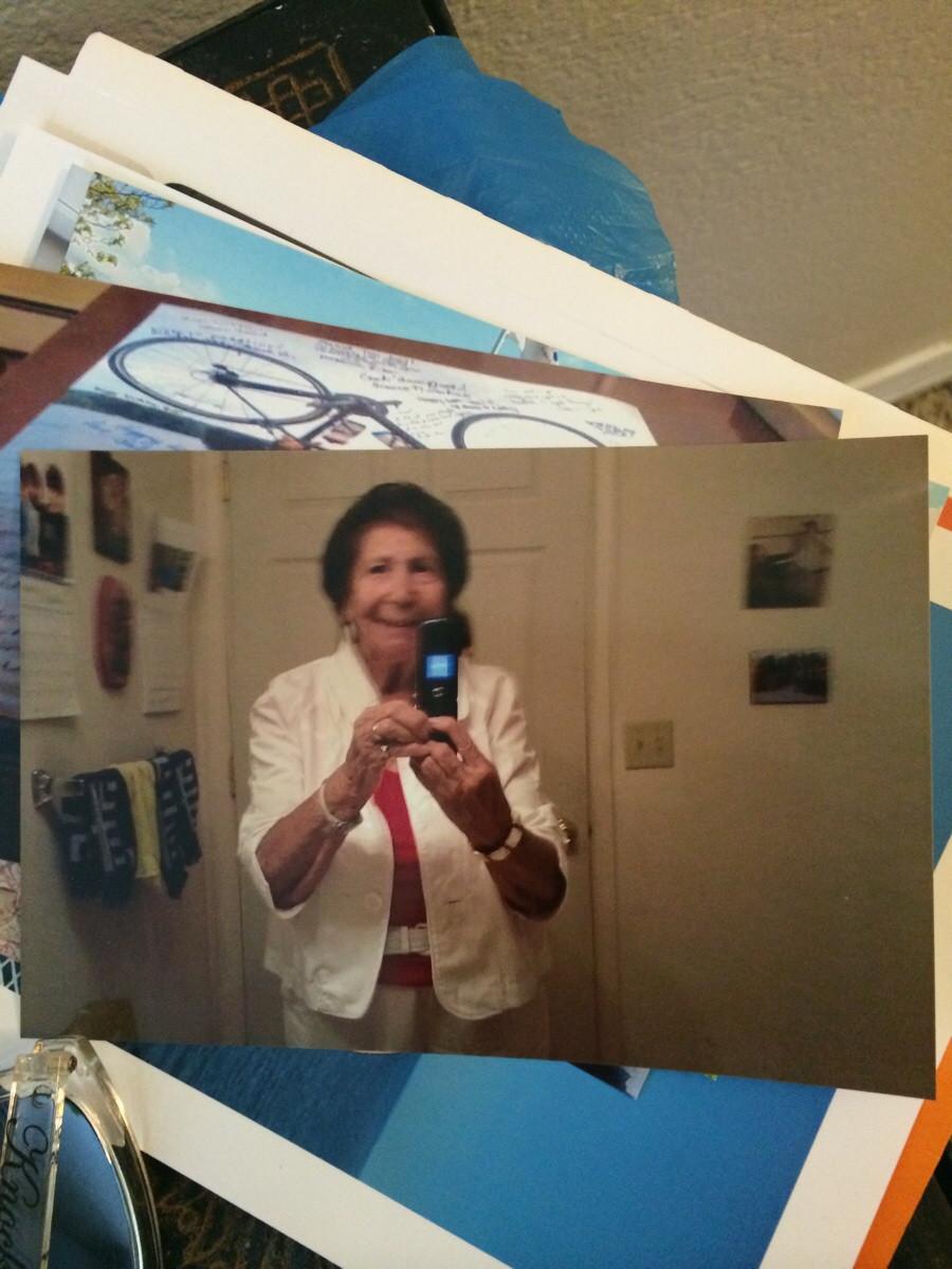 how grandmas send selfies