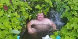 Garden baths should be more common, is what I always say.