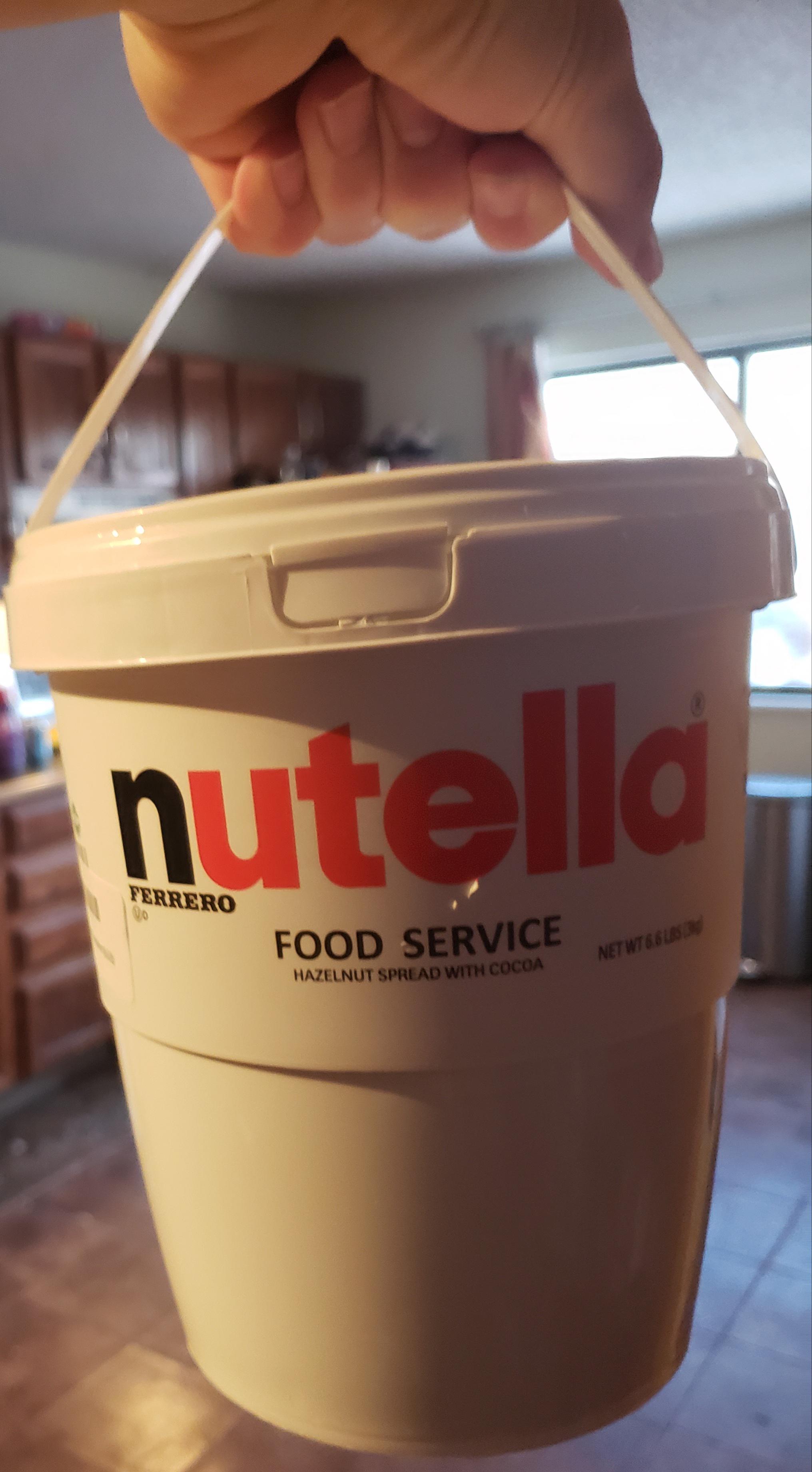 Nutella by the bucket!