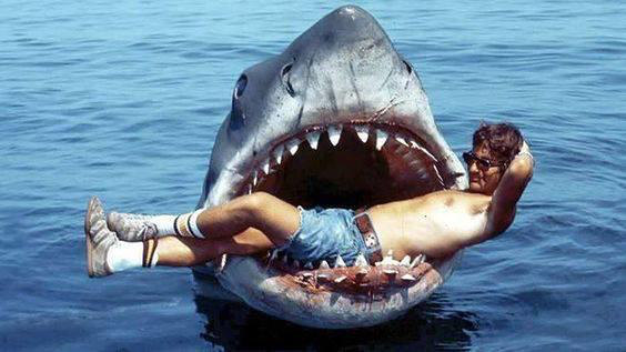 Steven Spielberg chilling with Jaws. Roundabouts 1975.
