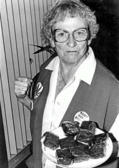 Brownie Mary baked circa 4,000 cannabis brownies a week for HIV and cancer patients in San Francisco in the 85's.