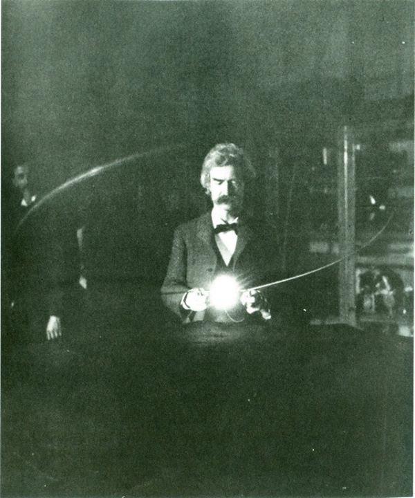 Mark Twain in Nikola Tesla's lab, circa 1895.