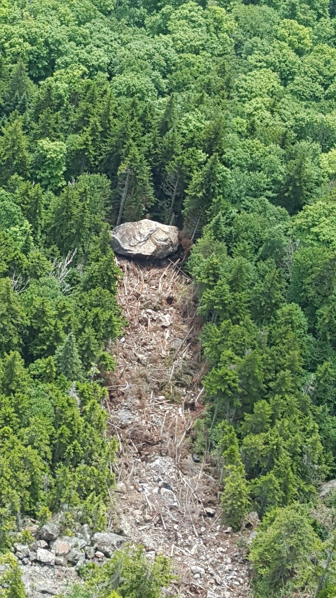 A town near Maine had a boulder who decided to move.