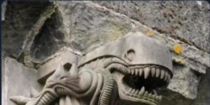 Xenomorphs and gargoyles are canon together