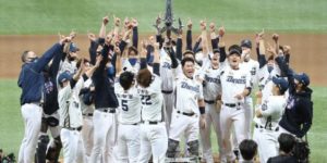 the korean baseball league’s championship trophy is a giant freaking sword and all other championship trophies no longer count